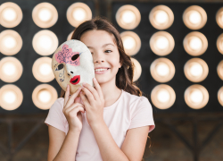 В каждой школе Анапы появится свой театр