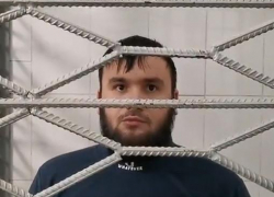 В Анапе экс-охранник одного из баров списал с чужой карты более 132 000 рублей (видео)