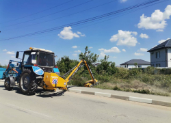 За месяц с территории Анапы убрали более 1 миллиона квадратных метров сорной травы