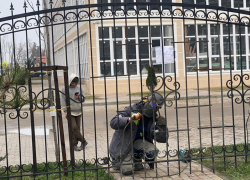 Анапчане спорят: нужны ли заборы между ЖК в городе-курорте