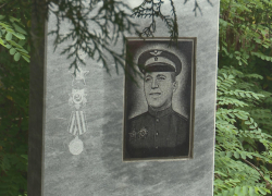 Памятник советскому офицеру восстановили в Анапе