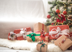 Только не свитер с оленями – какие подарки не стоит дарить анапчанам на Новый год 