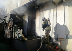 Сегодня, 17 ноября, в Анапе на ул. Ивана Голубца горел продуктовый магазин