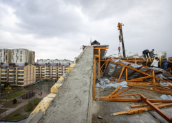 Сорванную крышу пятиэтажки в Анапе восстановят к середине декабря