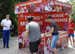 30 незаконных ларьков снесли на набережной в Анапе