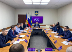 Отсыпка дорог, восстановление уличного освещения и ремонт лавочек: чем займутся коммунальщики Анапы