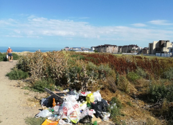 В районе спуска «300 ступеней» в Анапе в субботу пройдет субботник