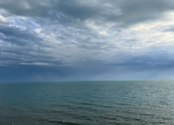 В Анапе запретили купаться в море 