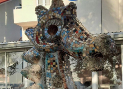 Кто создал легендарные мозаичные скульптуры в Анапе: есть версии 