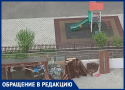 «Мусорный полигон» во дворе и плесень до второго этажа – анапчанин критикует УК «Крымский вал»