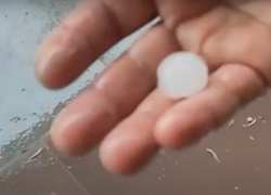 Мощный ливень и град обрушились на Анапу