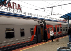 Молодой мужчина угодил под поезд Анапа – Москва и погиб