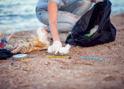 В Анапе мусор на пляжах могут начать искать с помощью нейросети