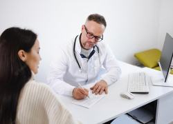 Если болит где-то тут, а ты в Анапе – куда бежать?