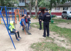 В Анапе мужчина избил 10-летнего мальчика на детской площадке