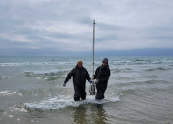 Экологи оценят последствия загрязнения Черного моря у побережья Анапы
