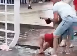 Женщина едва не утонула в луже возле пункта полиции в Анапе