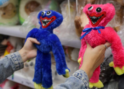 Головокружения и отравления: популярные у детей Анапы игрушки «Хагги Вагги» оказались токсичными