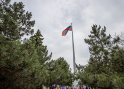 В День Государственного флага РФ в Анапе опять солнечно и жарко