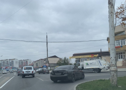 В Анапе на штрафстоянку эвакуировали тонированную «Тойоту» без номеров