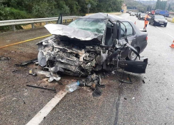 Мокрая дорога не прощает ошибок. Между Анапой и Сочи - ДТП: иномарка разбита в хлам