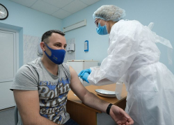 Врач-иммунолог рассказала, какой нужно сдать один анализ перед вакцинацией СOVID-19