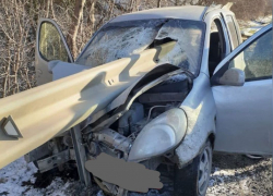 ДТП рядом с Анапой: оградительный барьер прошёл насквозь через салон машины с людьми