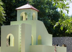 В Анапе на Стахановской улице благоустроят знаменитый детский городок 