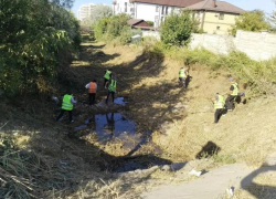 В Анапе чистят реки и каналы: как это работает и зачем