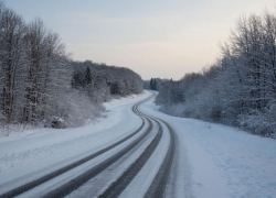 В Анапе ухудшилась ситуация на дорогах из-за мокрого снега