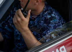 В Анапе росгвардейцы задержали подозреваемых в краже из местного гипермаркета