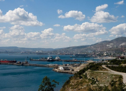 В море у берегов Новороссийска, недалеко от Анапы произошёл выброс нефти