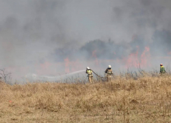  Мощный пожар в Темрюке локализован – в Анапе также сохраняется высокая опасность возгораний