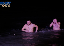 «Найдите время для Бога»: как прошли крещенские омовения в Анапе