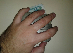 В Анапе рецидивист из Тулы украл у двух мужчин более 70 000 рублей