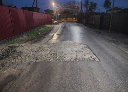 Жители Анапской потребовали ответа за ежегодный фарс с ямой на Шевченко