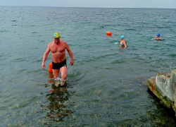 «Вода +8 – плавание нормальное» – в Анапе собралось более 100 моржей