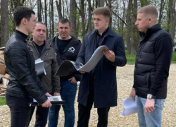 Врио министра ТЭК и ЖКХ края Вячеслав Шапошник осмотрел парк в Виноградном под Анапой