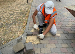 Сквер Гудовича в Анапе приводят в порядок