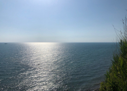 В день трудоголиков в Анапе жарко и солнечно