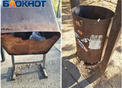 Проржавели до непригодности: анапчанка просит заменить мусорные урны в 12 микрорайоне