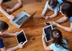 Как превратить гаджетоманию ребенка в полезное хобби или будущую профессию