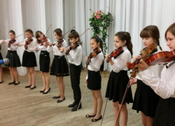 В Анапе ученики и преподаватели играли классику