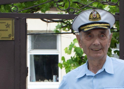 Двор ветерана Великой Отечественной войны в Анапе защитят от подтоплений