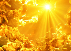 Анапчан и гостей города предупредили об опасном солнце