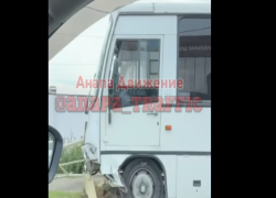 ДТП с автобусом в Супсехе: пострадавших нет, на водителя составили протокол