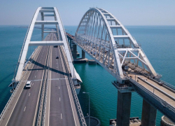 Анапчанам опять закроют короткий путь в Крым: движение по мосту приостановят