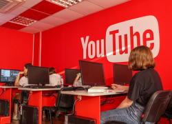 Без зубрежки и нудных уроков: как на IT-курсах* школьников Анапы готовят для работы в крупных IT-компаниях*