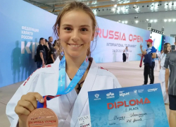 Юная каратистка из Анапы завоевала бронзу на международном турнире