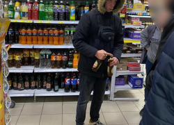 В Анапе задержали парня, убежавшего с чужим телефоном